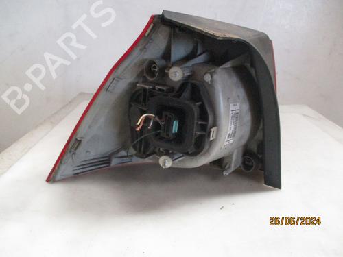 Right taillight HSV CLUBSPORT Saloon (VX) 5.7 i V8 | BP24013333C35 