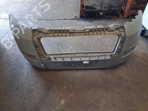 Used Front bumper Front bumper 39082515 39082515