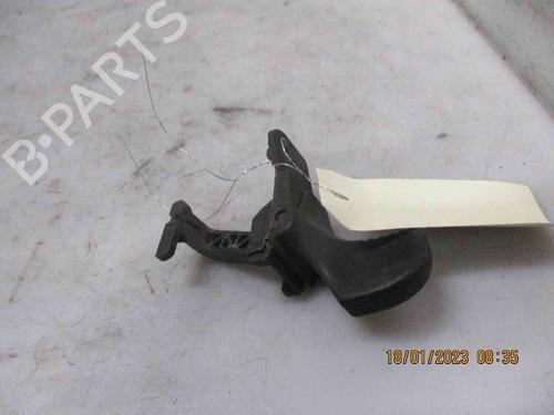 Used Front left exterior door handle RENAULT TWINGO I (C06_) 1.2 16V (C06C, C06D, C06K) (75 hp) 26628357