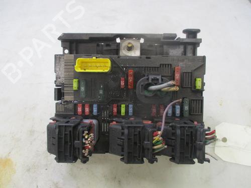 Used Fuse box Fuse box PEUGEOT 307 (3A/C) 2.0 16V (140 hp) 40201863 40201863