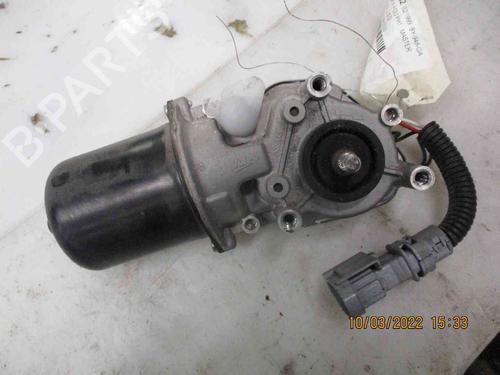 Used Front wiper motor RENAULT MASTER II Van (FD) 2.5 D (80 hp) 19741867