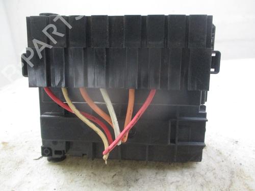 Fuse box PEUGEOT 5008 (0U_, 0E_) 2.0 HDi 150 / BlueHDi 150 | BP30187188E1