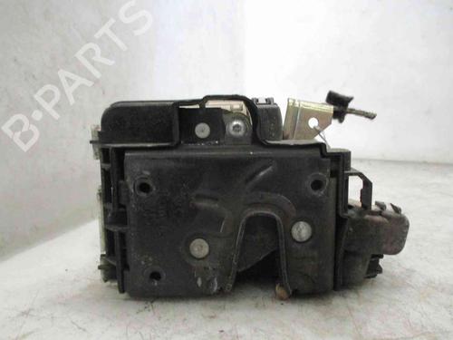 Used Front left lock VAUXHALL ASTRA Mk III (F) Saloon (T92) 1.4 i (60 hp) 26630615