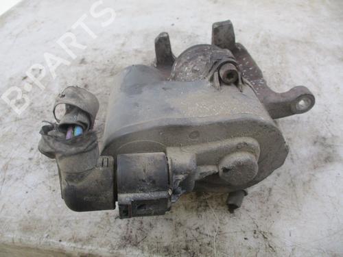 Left rear brake caliper VOLVO V60 I (155) D4 | BP28828247M107