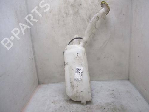 Used Windscreen washer tank RENAULT CLIO III (BR0/1, CR0/1) 1.2 16V (BR02, BR0J, BR11, CR02, CR0J, CR11) (75 hp) 26638144