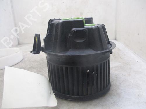 Used Heater blower motor DACIA DUSTER (HS_) 1.5 dCi (HSMC) (107 hp) 26638691