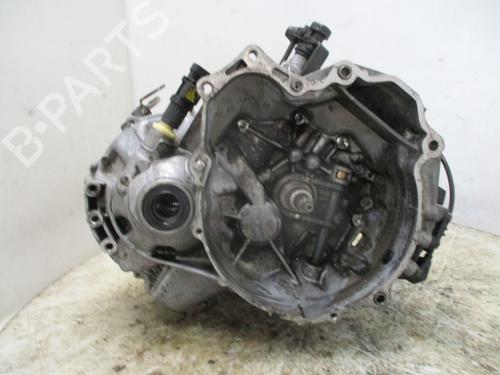 Used Gearbox CHEVROLET MATIZ (M200, M250) 1.0 (67 hp) 26517839