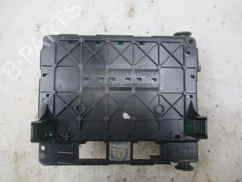 Fuse box PEUGEOT 206 Hatchback (2A/C) 1.4 HDi eco 70 | BP30187190E1