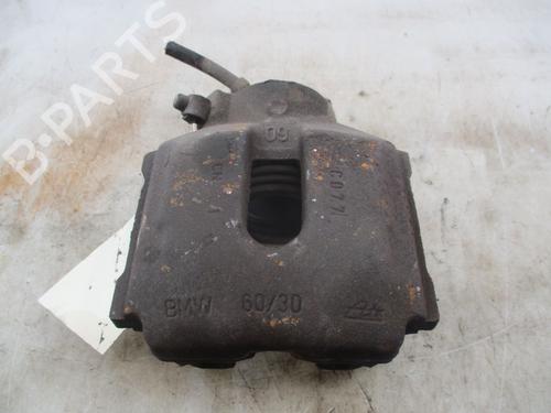 Used Left front brake caliper BMW 5 (E39) 530 i (231 hp) 26162766