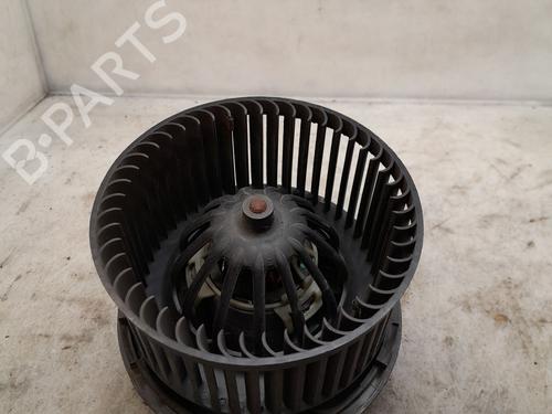 Used Heater blower motor RENAULT CLIO III (BR0/1, CR0/1) 1.5 dCi (C/BR0G, C/BR1G) (68 hp) 30138610