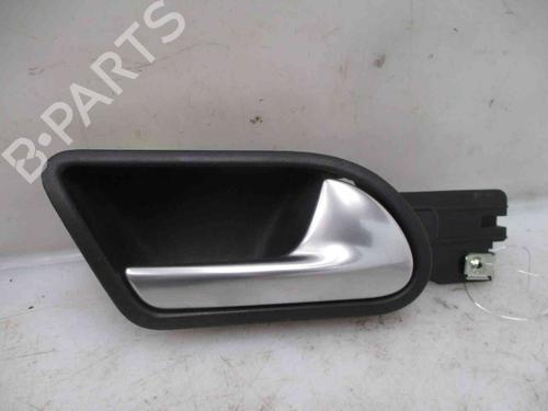 Used Front right interior door handle VW GOLF PLUS V (5M1, 521) 1.4 16V (80 hp) 19715459