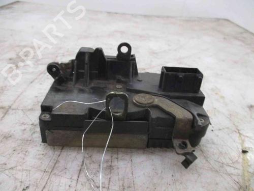 Used Front left lock PEUGEOT 306 Hatchback (7A, 7C, N3, N5) 1.9 D (68 hp) 19718424
