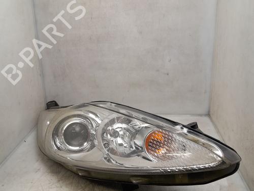 Used Right headlight FORD FIESTA VI (CB1, CCN) 1.4 TDCi (68 hp) 30310206