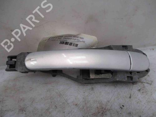 Used Rear left exterior door handle VW PASSAT B5 (3B2) [1996-2001]  24008543