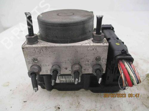 Used ABS pump FIAT GRANDE PUNTO (199_) 1.4 (199AXB11, 199AXB1A, 199BXB1A, 199AXL1A) (77 hp) 26622940