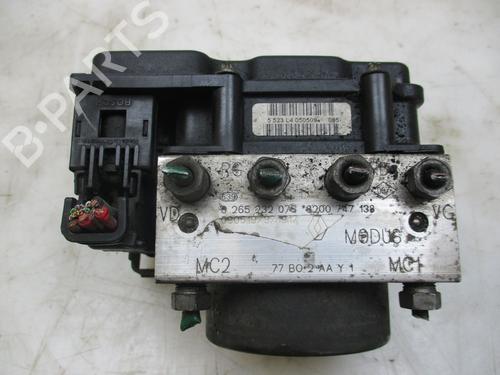 Used ABS pump RENAULT MODUS / GRAND MODUS (F/JP0_) 1.5 dCi (FP0F, JP0F) (86 hp) 24863417