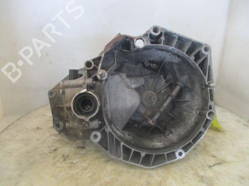 Used Gearbox Gearbox FIAT PANDA (169_) 1.3 D Multijet (169.AXC1A) (70 hp) 33247104 33247104