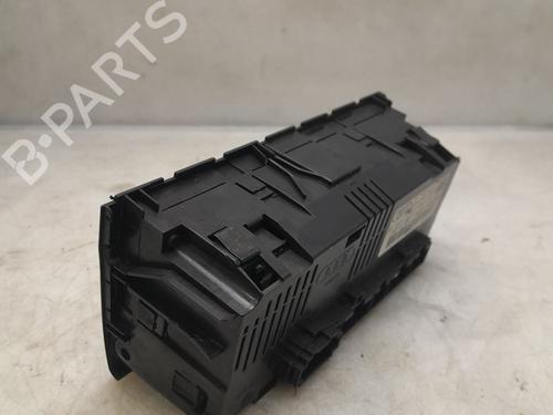Climate control AUDI A4 B7 (8EC) 2.0 TDI | BP31575324I5