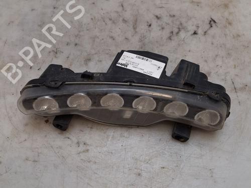 Used Left daytime light Left daytime light 38473559 38473559