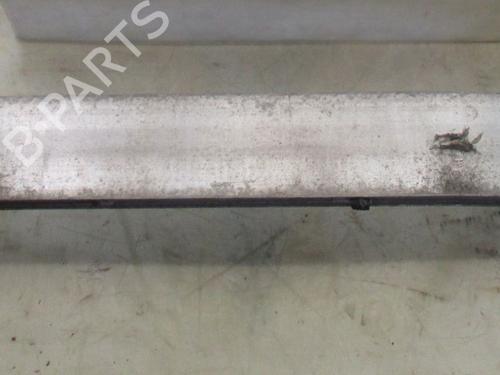 Used Front bumper reinforcement Front bumper reinforcement 37225117 37225117