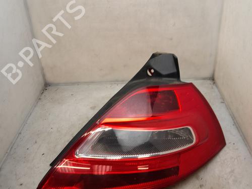 Farolim direito Farolim direito RENAULT MEGANE II (BM0/1_, CM0/1_) 1.5 dCi (BM1E, CM1E) (106 hp) 34332162 34332162