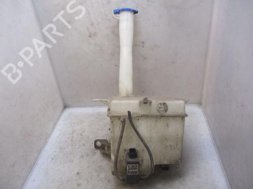 Used Windscreen washer tank KIA CARENS III MPV (UN) 2.0 CRDi 115 (115 hp) 26635758