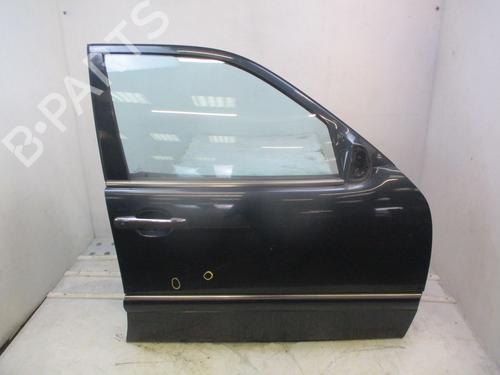 Used Right front door MERCEDES-BENZ E-CLASS (W210) E 220 CDI (210.006) (125 hp) 32178245