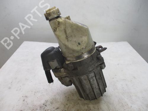 Used Steering pump OPEL ZAFIRA / ZAFIRA FAMILY B (A05) 1.9 CDTI (M75) (100 hp) 31820189