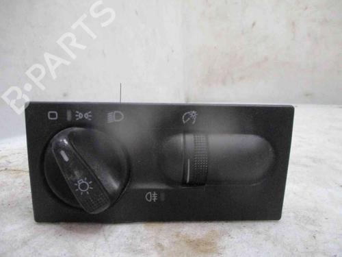 Used Headlight switch VW GOLF III (1H1) 1.4 (55 hp) 20201251