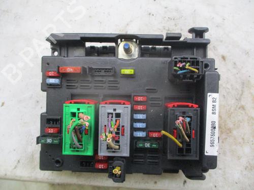 Used Fuse box PEUGEOT 206+ (2L_, 2M_) 1.4 HDi eco 70 (68 hp) 30187191