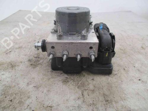 Used ABS pump RENAULT TWINGO III (BCM_, BCA_) 1.0 SCe 65 (BCMJ) (65 hp) 26632555