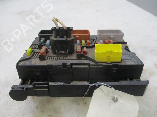 Fuse box CITROËN C4 Picasso I MPV (UD_) 1.6 HDi | BP30884318E1