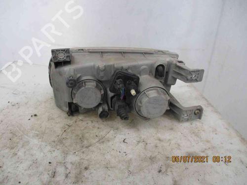 Right headlight HYUNDAI TRAJET (FO) 2.0 CRDi | BP24010745C29 