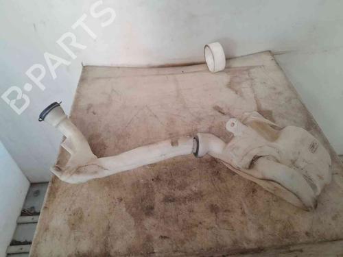 Used Windscreen washer tank PEUGEOT 208 I (CA_, CC_) 1.6 HDi / BlueHDi 75 (75 hp) 26631402