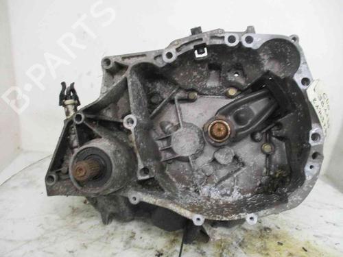 Used Gearbox RENAULT CLIO I (B/C57_, 5/357_) 1.2 (5/357Y, 5/357K) (58 hp) 21837580