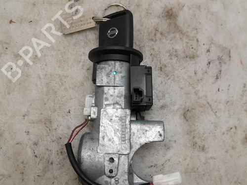 Clé de contact NISSAN NOTE (E11, NE11) 1.6 (110 hp) 31663912