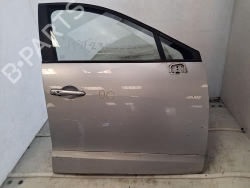Used Right front door Right front door 36892550 36892550