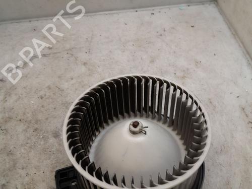 Moteur de chauffage MAZDA 6 Estate (GH) 2.0 MZR-CD (GH14) (140 hp) 32199346