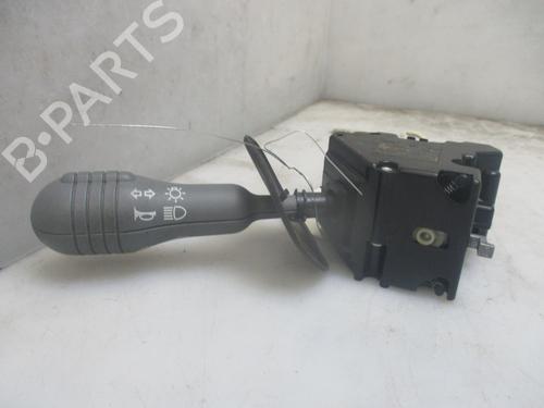 Used Steering column stalk Steering column stalk RENAULT TWINGO I (C06_) 1.2 (C066, C068) (58 hp) 33631602 33631602