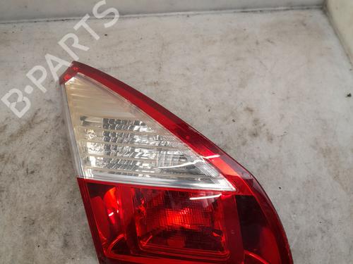 left-tailgate-light-renault-megane-iii-hatchback-bz01_-b3_-2008-32689722 main image