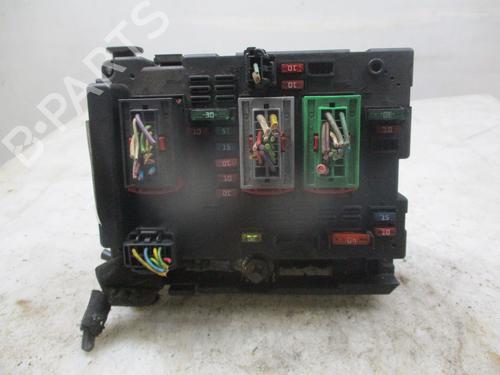 Used Fuse box PEUGEOT 206 Van 1.4 HDi (68 hp) 30187194