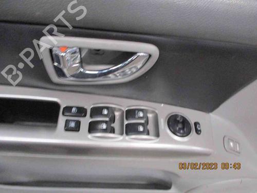 Left front door KIA SORENTO I (JC) 2.5 CRDi 4WD | BP26629605C2 