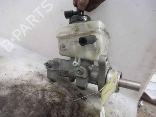 Brake master cylinder DACIA LOGAN MCV (KS_) 1.5 dCi (KS0W) | BP19735017M77 