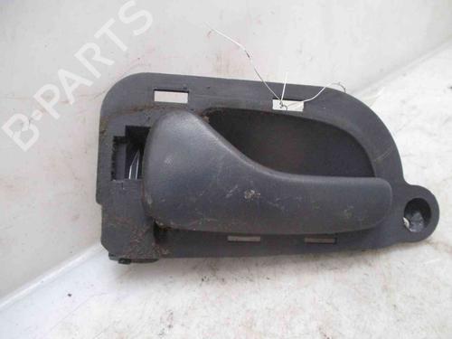 Used Front left interior door handle RENAULT ESPACE III (JE0_) 2.2 dCi (JE0S) (115 hp) 19717157