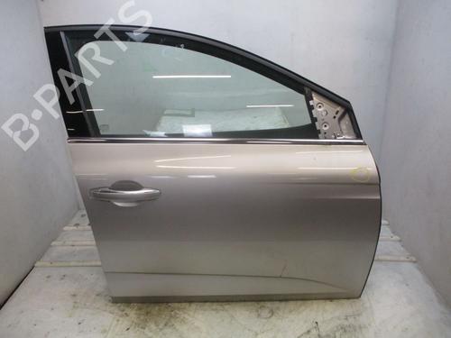 Used Right front door RENAULT MEGANE IV Hatchback (B9A/M/N_) 1.5 Blue dCi 115 (B9A6) (116 hp) 31604455