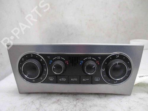 Used Climate control MERCEDES-BENZ C-CLASS (W203) C 220 CDI (203.008) (150 hp) 19737830