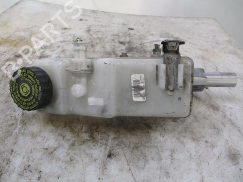 Used Brake master cylinder TOYOTA VERSO (_R2_) 2.0 D-4D (AUR20_, AUR20R) (126 hp) 25984778