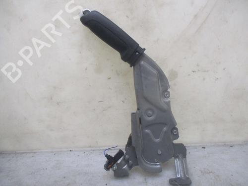 Parkbremsarm/handtak OPEL CORSA E (X15) 1.4 (08, 68) (90 hp) 26637903