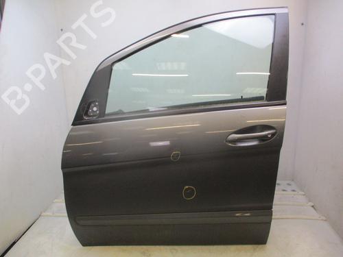 Used Left front door Left front door MERCEDES-BENZ B-CLASS Sports Tourer (W245) B 180 CDI (245.207) (109 hp) 31910844 31910844