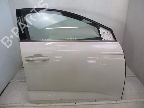 Dør højre fortil Dør højre fortil RENAULT MEGANE IV Hatchback (B9A/M/N_) 1.5 Blue dCi 115 (B9A6) (116 hp) 33807961 33807961